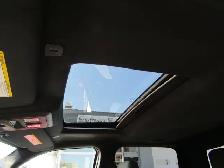 2022 Ram 1500 Classic Warlock 5.7L Hemi / 4x4 / 5'7' Box / Carpl - Photo 4