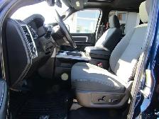 2022 Ram 1500 Classic Warlock 5.7L Hemi / 4x4 / 5'7' Box / Carpl - Photo 17