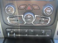 2022 Ram 1500 Classic Warlock 5.7L Hemi / 4x4 / 5'7' Box / Carpl - Photo 33