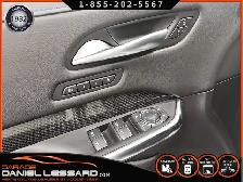 Cadillac XT4 SPORT, TOIT PANO, ACTIVE SAFETY PACK, TECH PACK 202 - Photo 13