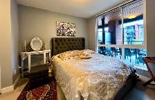 2 bed / 1 Bath Condo with a Den - Photo 5
