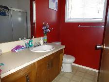 Falconridge whole single house 3 bedroom den $ 2150/m  ut - Photo 6