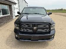 2016 Ram 1500 Crew Cab 4x4 Sport 5.7L - Clean Title - Photo 5