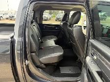 2016 Ram 1500 Crew Cab 4x4 Sport 5.7L - Clean Title - Photo 15