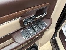 2017 Ram 1500 Crew Cab 4x4 Laramie 5.7L - Rebuilt Title - Photo 16