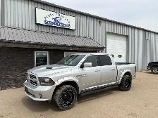 2016 Ram 1500 Crew Cab 4x4 Sport 5.7L - Rebuilt Title
