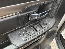 2016 Ram 1500 Crew Cab 4x4 Sport 5.7L - Rebuilt Title - Photo 16