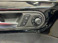 2019 Volkswagen Beetle Convertible - Photo 13