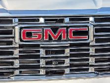 2026 GMC Yukon XL Denali- Pano Sunroof - Heated Outside Mirrors - Photo 9