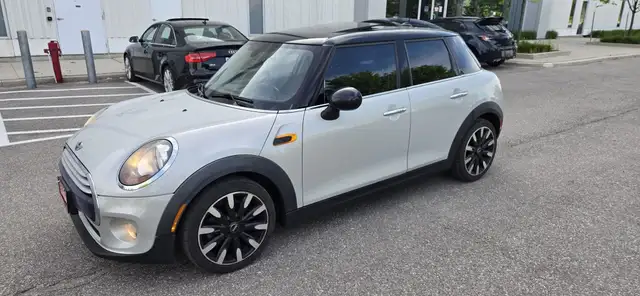2015 MINI Cooper Hardtop 5dr Hatchback