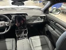 2026 GMC Terrain AT4 - Photo 15