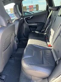 2015 Volvo XC60 T6 Platinum AWD : No Reported Accident - Photo 8