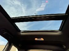2015 Volvo XC60 T6 Platinum AWD : No Reported Accident - Photo 16