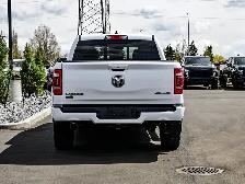 2022 Ram 1500 Laramie Sport 5.7L | Panoramic Sunroof - Photo 12