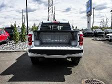 2022 Ram 1500 Laramie Sport 5.7L | Panoramic Sunroof - Photo 14