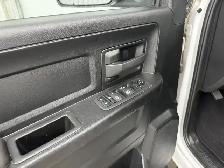 RAM 1500 Classic Express cabine d'équipe 4x4 caisse de 5 pi 7 po - Photo 16