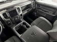 RAM 1500 Classic Express cabine d'équipe 4x4 caisse de 5 pi 7 po - Photo 21