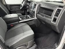 RAM 1500 Classic Express cabine d'équipe 4x4 caisse de 5 pi 7 po - Photo 22