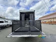 2024 Alliance RV Valor 44V14 - Photo 4