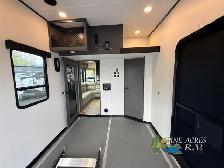 2024 Alliance RV Valor 44V14 - Photo 30