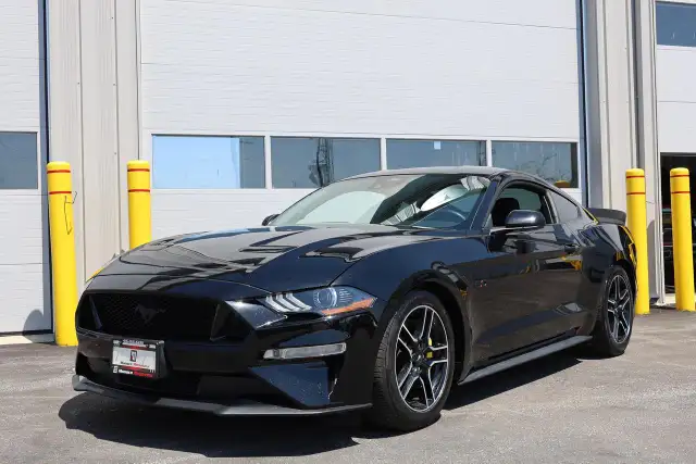 2022 Ford Mustang GT - 6SPD|CAMERA|NAVIGATION|SHORT SHIFTER