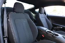2022 Ford Mustang GT - 6SPD|CAMERA|NAVIGATION|SHORT SHIFTER - Photo 11