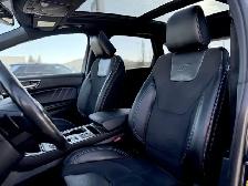 2022 Ford Edge ST AWD | No Accidents | Hitch | B&O Audio - Photo 14