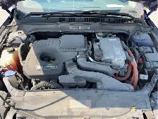 2015 Ford Fusion Hybrid - Photo 9