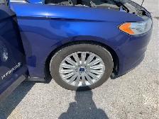 2015 Ford Fusion Hybrid - Photo 21