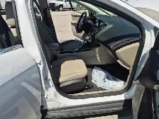 2018 Ford Focus - Photo 25