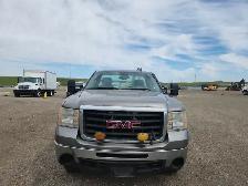 2009 GMC Sierra 2500HD - Photo 8