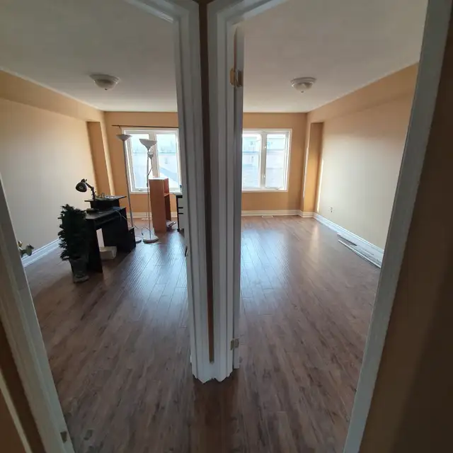 STARTING JUNE 1ST – 3 ROOMS FOR RENT NEAR YORK UNIVERSITY