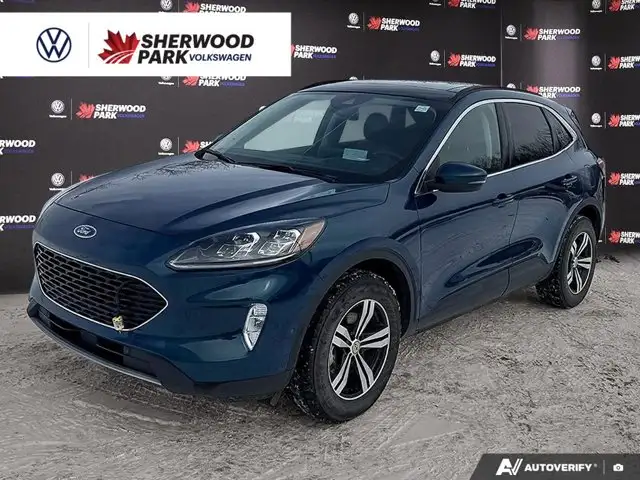 2020 Ford Escape Titanium | LEATHER SEATS | PANO-ROOF | NAVI