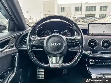 2022 Kia Stinger GT Elite | HEATED & COOLED SEATS | SUNROOF - Photo 22