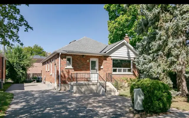 4 bedroom house for rent for June 1st