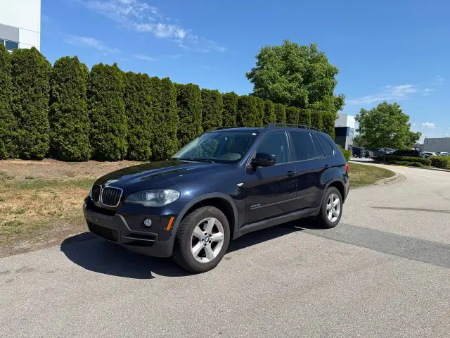 2010 BMW X5 30i AWD 7 SEATS AUTO LOADED LOCLA BC 146,000KM