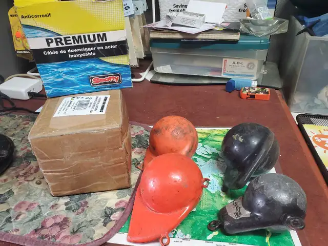 downrigger weights and steel cable for fishing