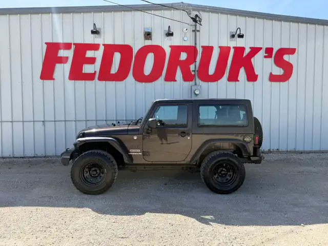 2013 Jeep Wrangler Sport 4WD