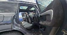This Sport Utility Vehicle (SUV)/Multi-Purpose Vehicle (MPV) pow - Photo 17