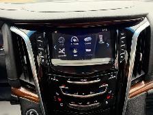 2017 Cadillac Escalade 4WD 4dr Premium Luxury - Photo 21