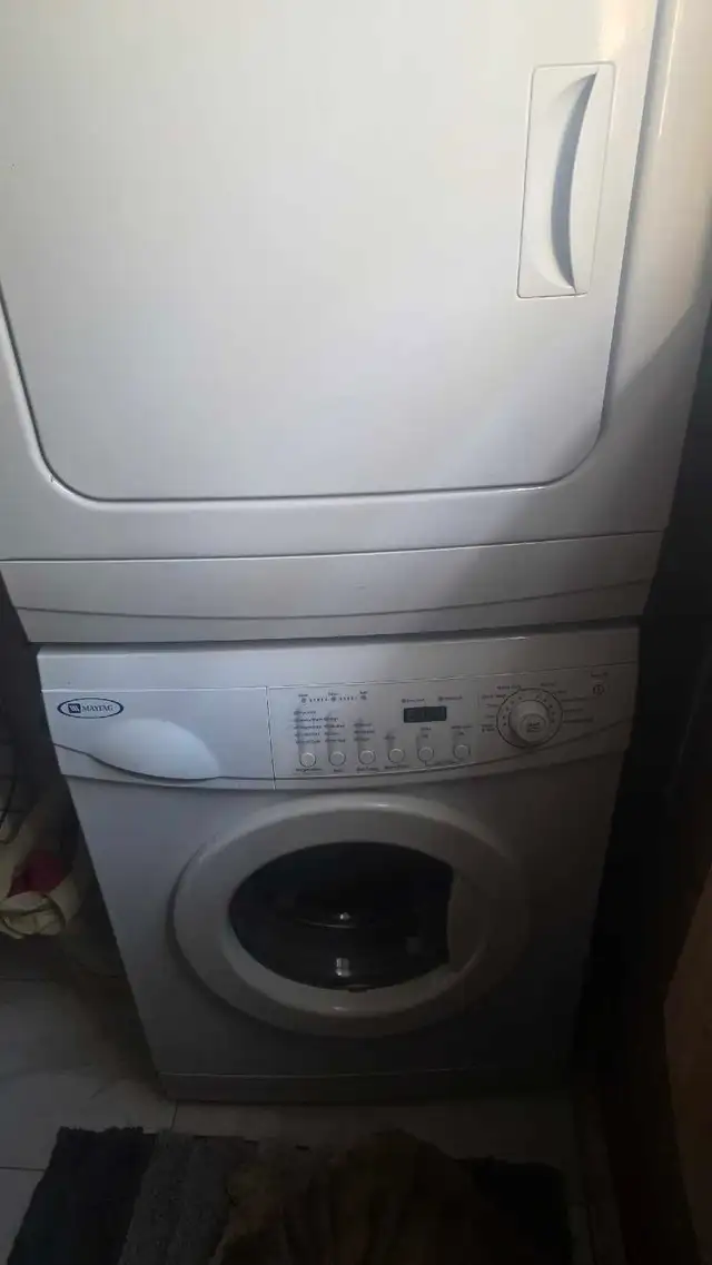 24 inch washing machine - still works but has minor issues