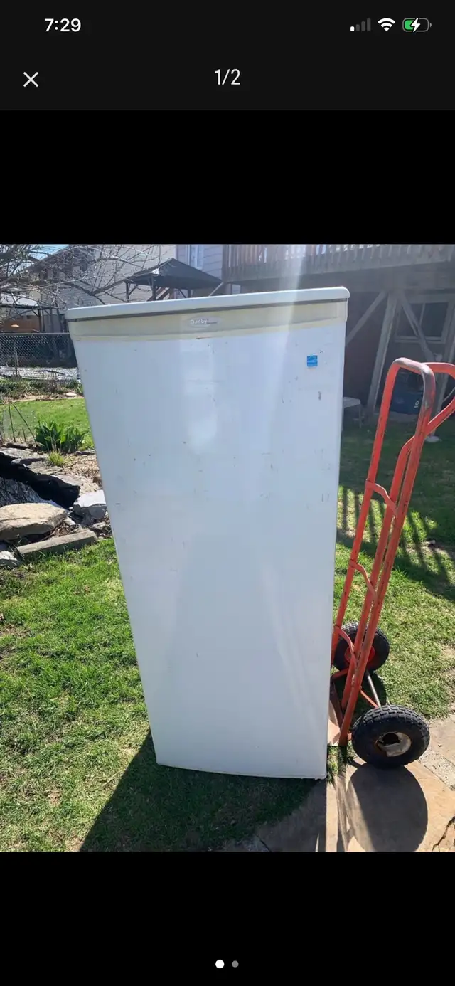 Bar fridge