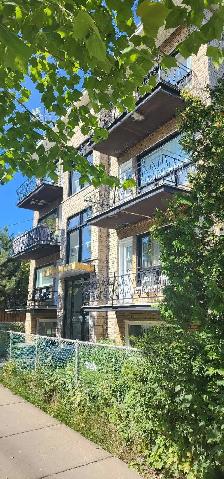 4.5 A LOUER ROSEMONT 2 CHAMBRES FERMER