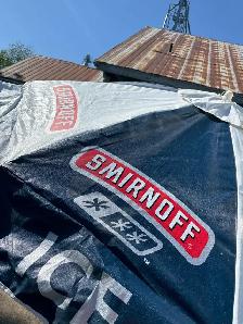 Smirnoff ice patio umbrella brand new - Photo 2