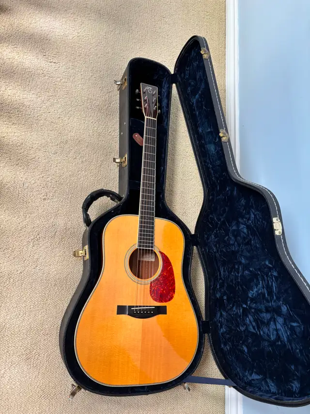 2002 Santa Cruz Vintage Artist Mint With Original Case