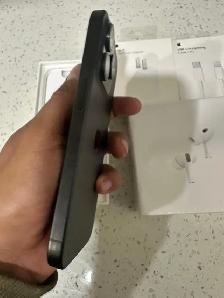 iPhone 15 Pro 128gb 86% batt Airpods/Charger Set/Delivery - Photo 3
