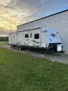 trail runner camper