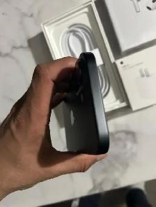 iPhone 16 128GB AirPods/Charger bundle/Delivery - Photo 5