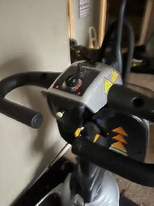 Older  scooter - Photo 4