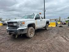 2015 GMC SIERRA 2500 4X4 FOR SALE ($4000 OBO)